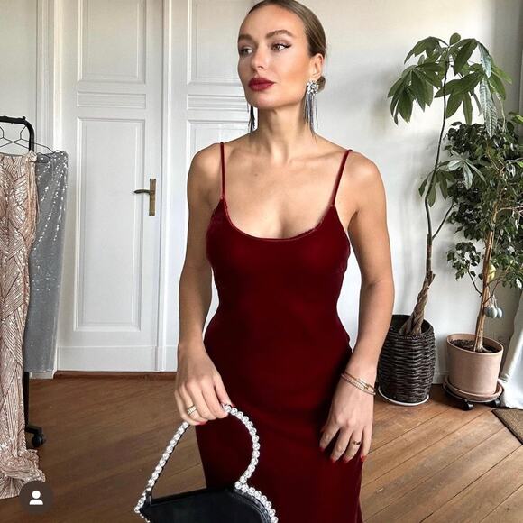 ZARA BLOGGER FAVORITE VELVET SLIP DRESS ZW COLLECTION - Picture 3 of 9